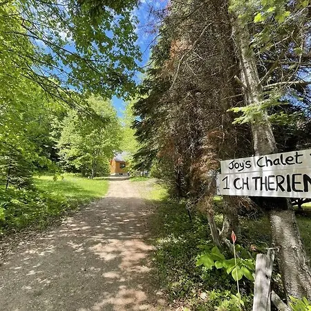 Joy'S Chalet - Hottub, Lake, & Cottage Val-des-Bois Exterior photo