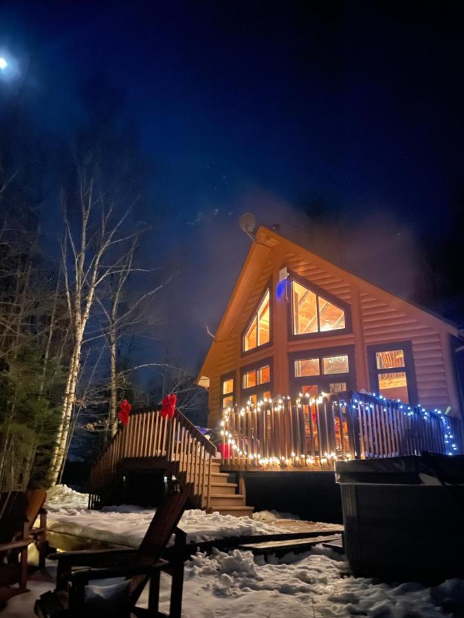 Joy's - Hottub, Lake, & Chalet Val-des-Bois