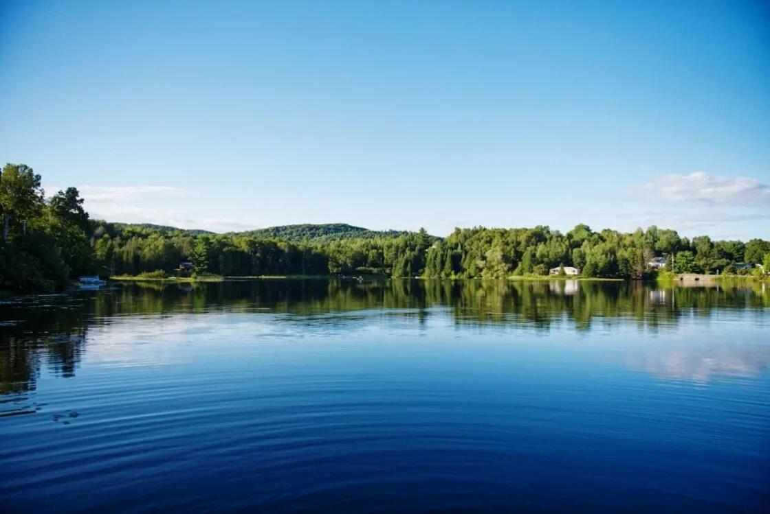 Joy's - Hottub, Lake, & Chalet Val-des-Bois